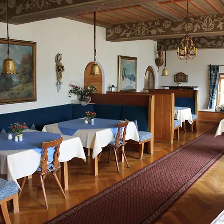 Hotel Krone 3*