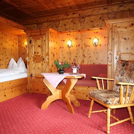 Krone Hotel 3*